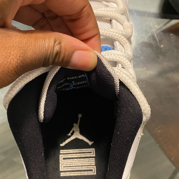 Jordan 11 Retro Low - Picture 3 of 4